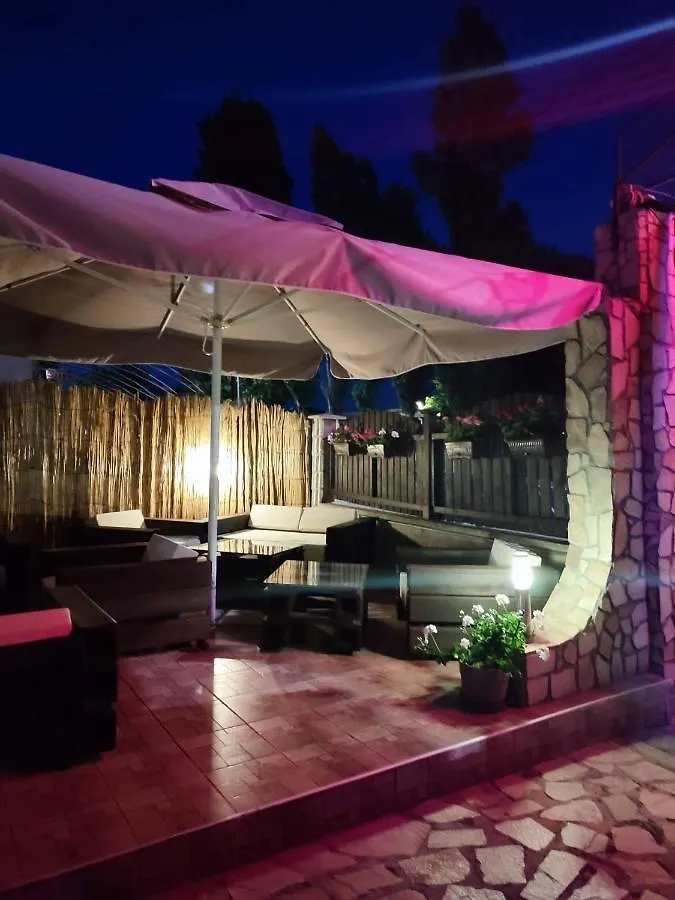 Enjoy Guest House Aranyhomok